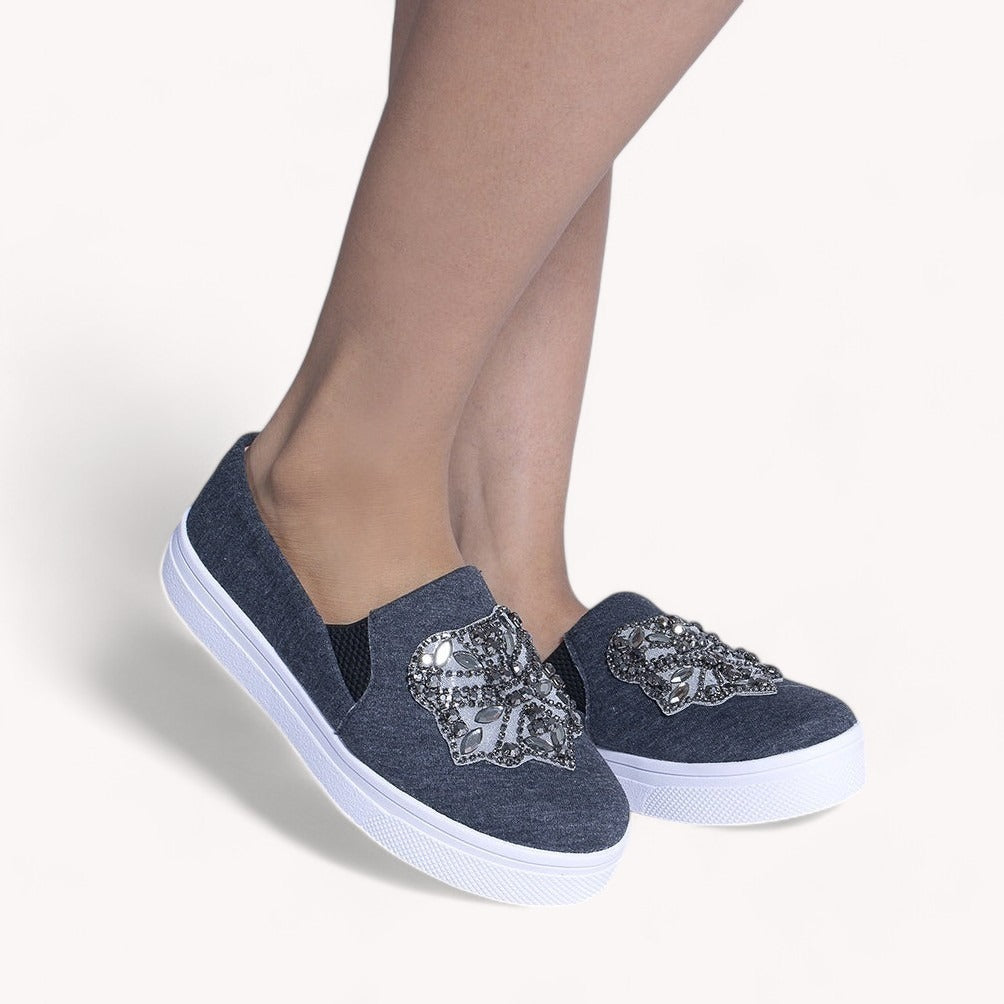 Slip Com Pedraria TÃªnis Feminino Sola Tratorada Satinato Tênis