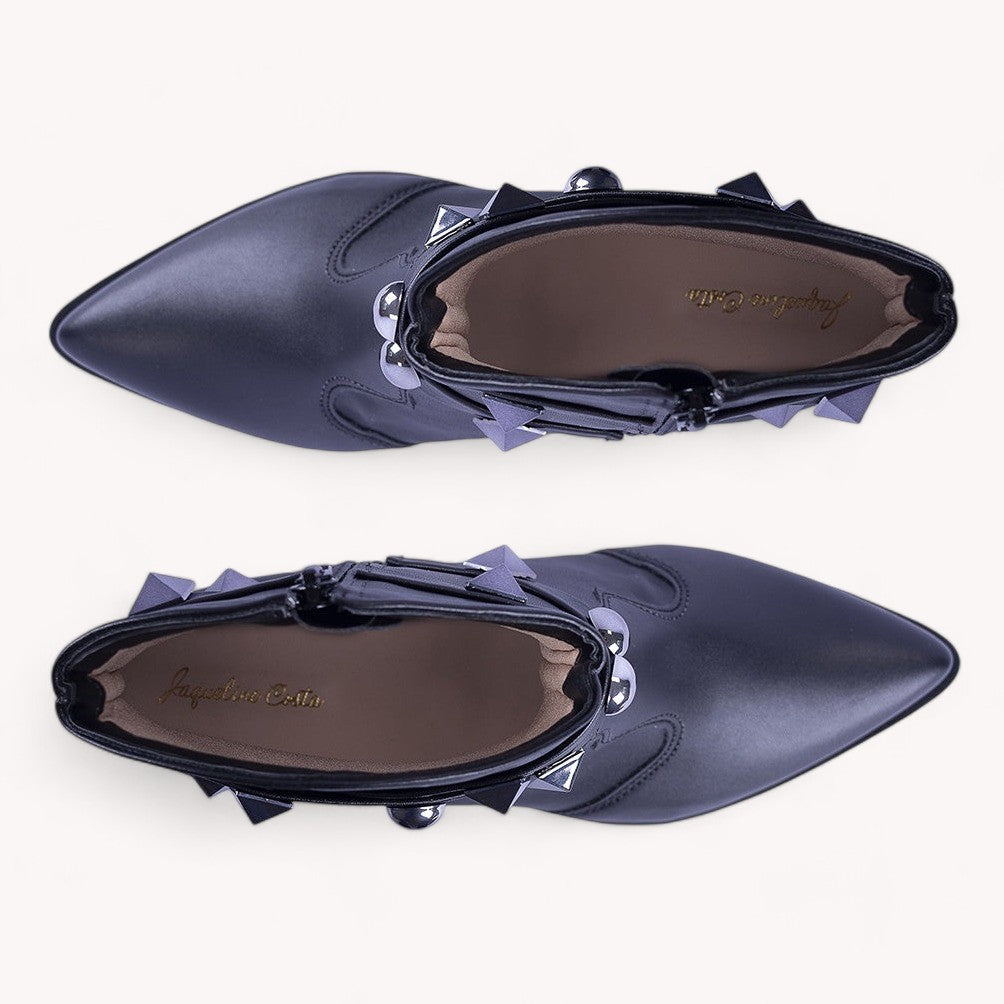 Bota Blair